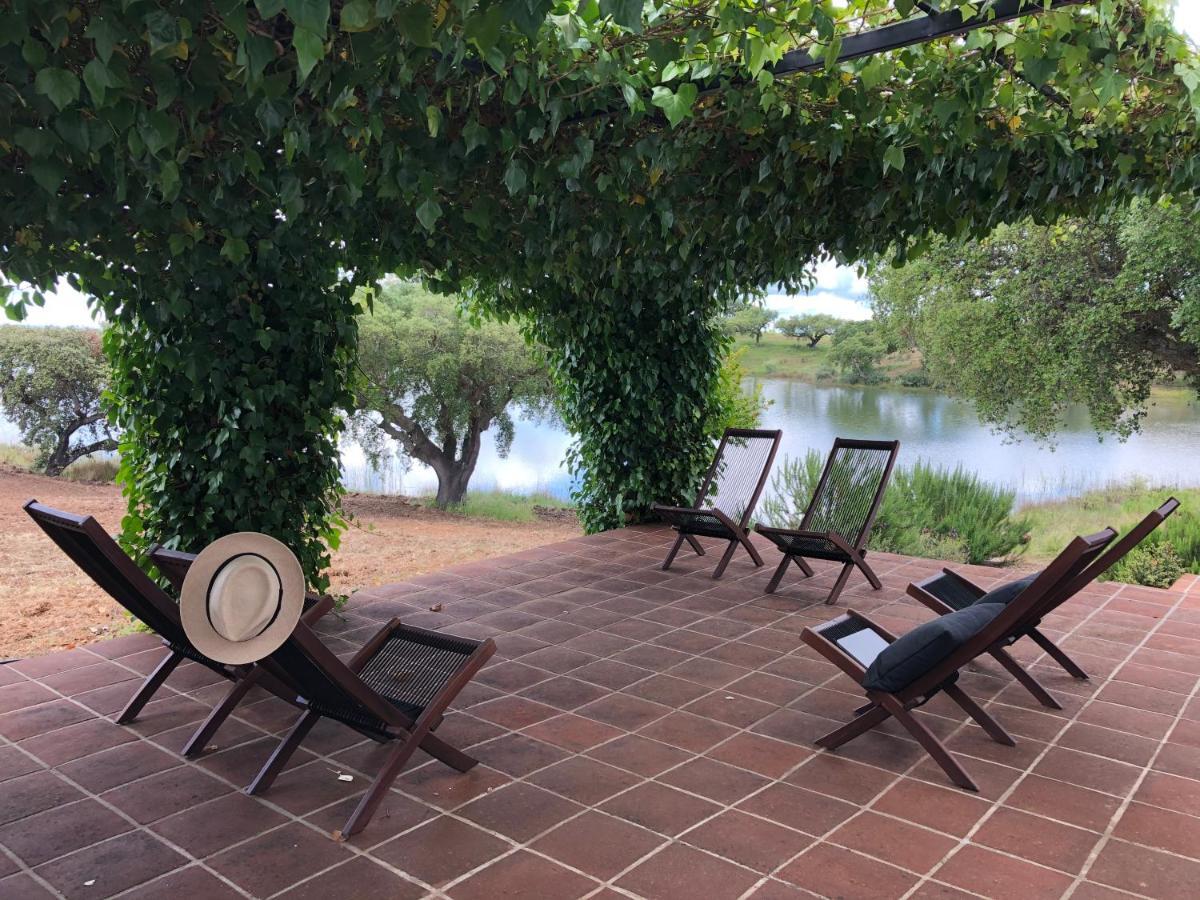 Fontes - A Essencia Do Alentejo Com Lago Privado Redondo Bagian luar foto