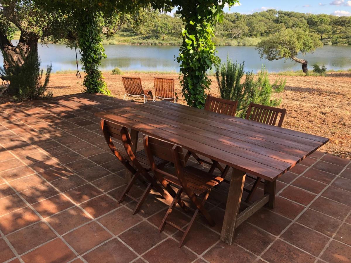 Fontes - A Essencia Do Alentejo Com Lago Privado Redondo Bagian luar foto