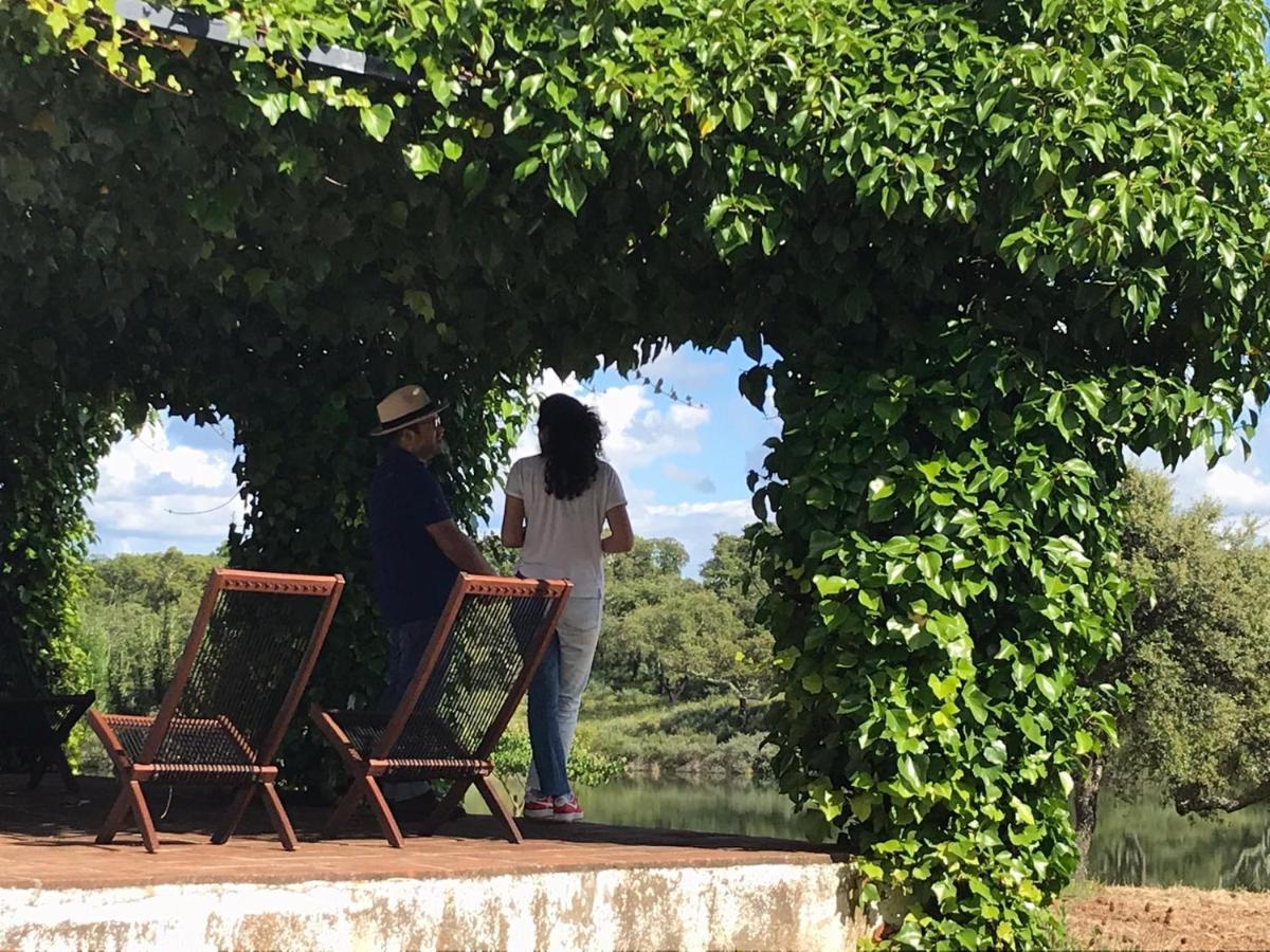 Fontes - A Essencia Do Alentejo Com Lago Privado Redondo Bagian luar foto