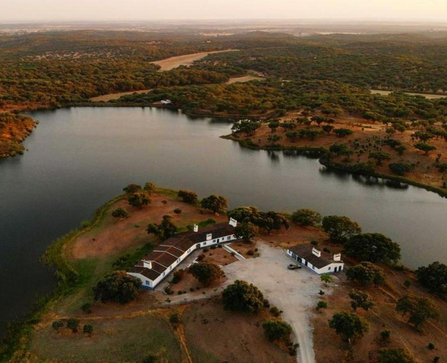Fontes - A Essencia Do Alentejo Com Lago Privado Redondo Bagian luar foto